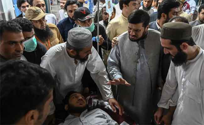 Pakistan : 44 morts dans un attentat-suicide lors d'un rassemblement politique