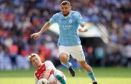 Arsenal s'impose contre Manchester City aux tirs au but et remporte le Community Shield, privant Guardiola de titre.