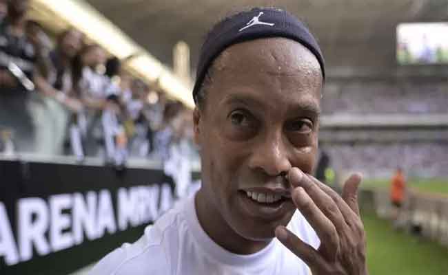 Ronaldinho menacé de retour en prison pour fraude