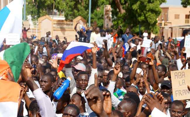 La France exige la libération immédiate d'un de ses responsables détenu au Niger