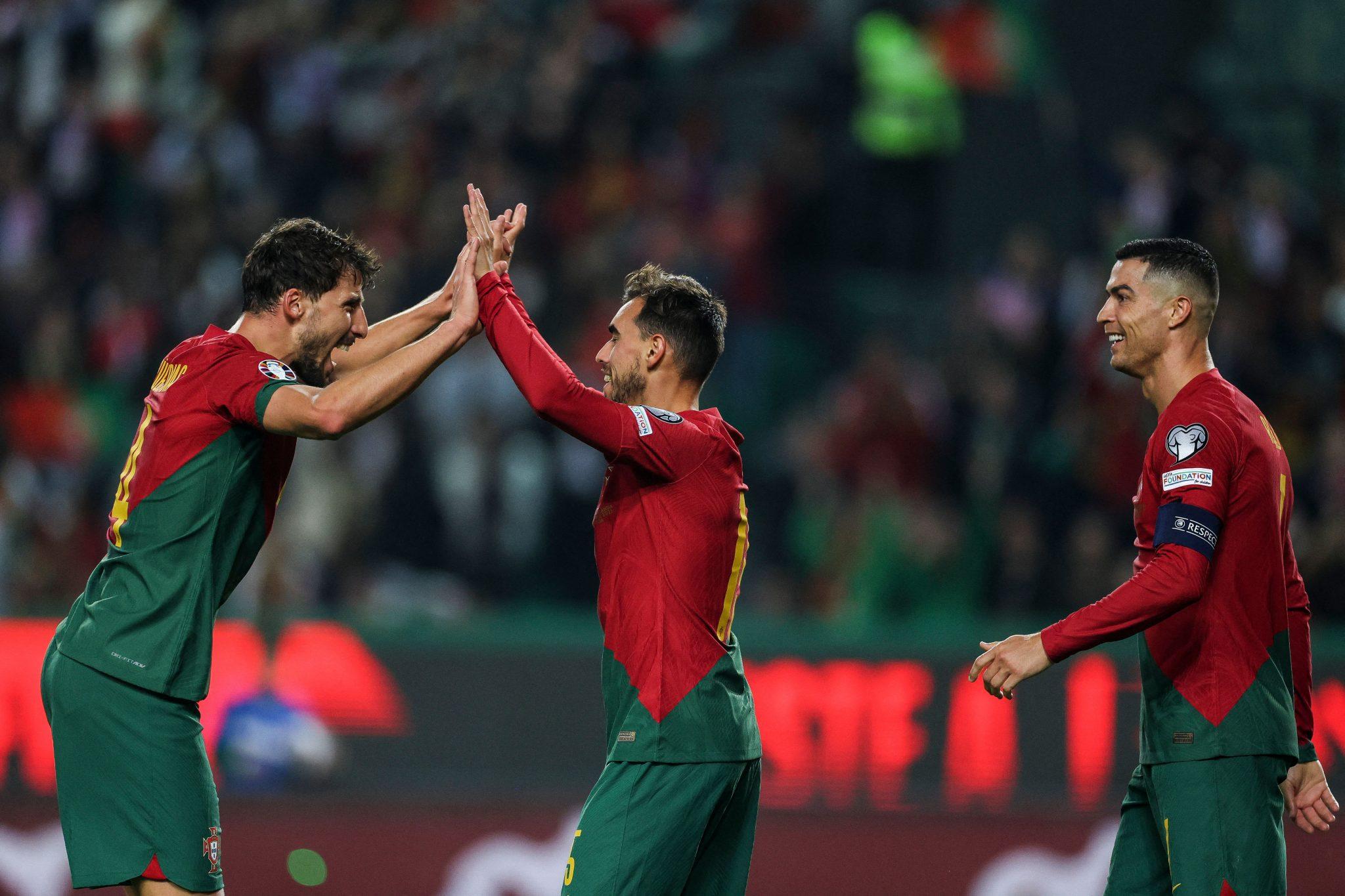 Le Portugal bat l'Islande et boucle une campagne parfaite de qualification pour l'Euro 2024