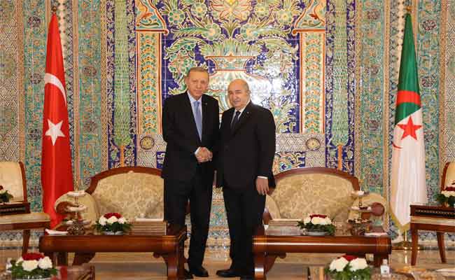 Tebboune et Erdogan signent plusieurs accords de coopération entre l’Algérie et la Turquie