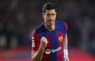 Le Doublé de Lewandowski propulse Barcelone vers une victoire difficile face à Alaves