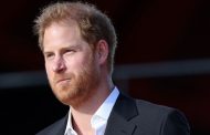 Le Miroir condamné à verser 164 000 euros au Prince Harry pour Collecte Illégale d'Informations Personnelles