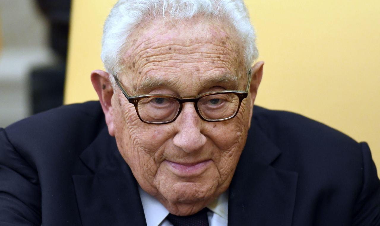 Diplomate ou Criminel de Guerre : Henry Kissinger, une Vie de 100 Ans