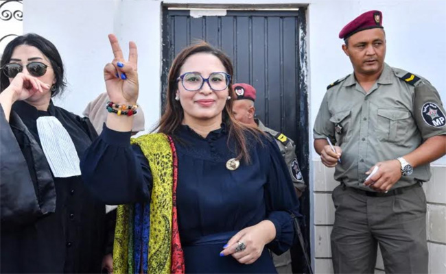 Condamnation avec sursis pour l'opposante tunisienne Chaima Issa : Une sentence critiquée comme une tentative de répression politique