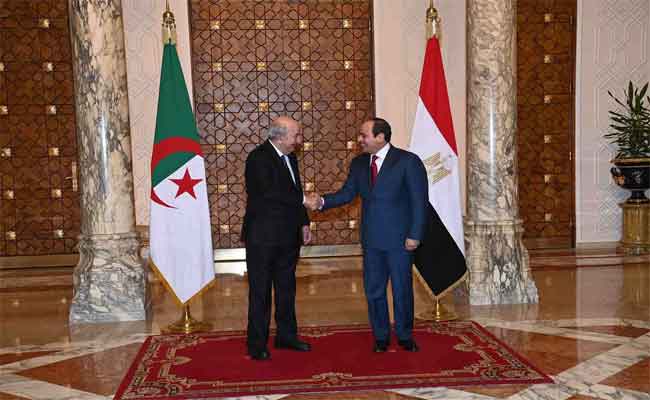 Tebboune félicite Sissi pour sa réélection à la présidence égyptienne