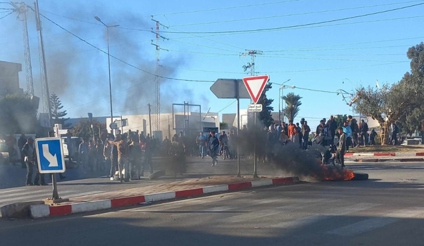 Des manifestations éclatent dans une ville tunisienne après la disparition de 37 migrants en mer