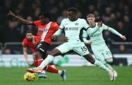 Résistance de Chelsea à la remontée de Luton pour remporter un thriller 3-2