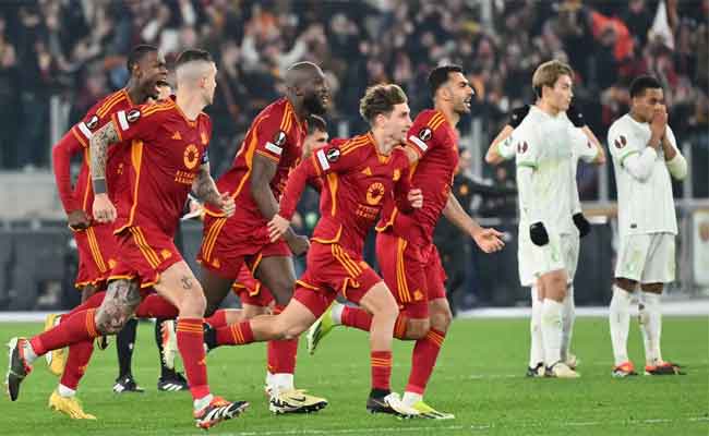 La Roma s'assure une place en huitièmes de finale de la Ligue Europa en éliminant Feyenoord 4-2 aux tirs au but