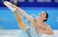 Alysa Liu : la patineuse artistique de 18 ans annonce son intention de revenir à la compétition