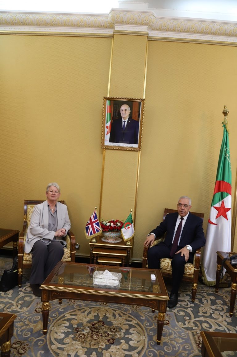 Rencontre entre le ministre de la Justice Algérien et l'Ambassadrice Britannique