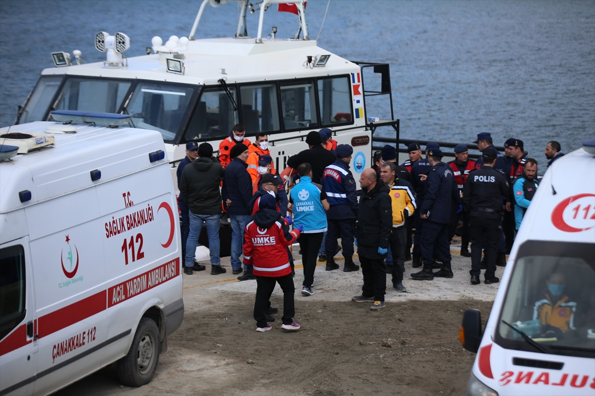 Un bateau de migrants coule au large des côtes turques de la mer Égée, tuant au moins 22 personnes