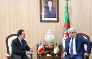 Rencontre entre le président de l'APN et l'ambassadeur de France en Algérie