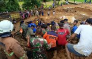Indonésie : Au moins 19 morts et 7 disparus dans des inondations et un glissement de terrain