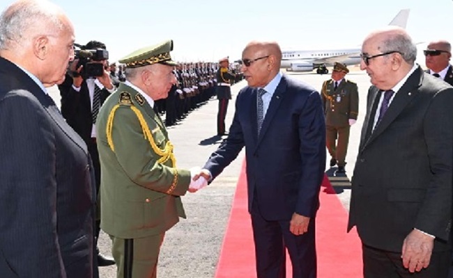 Les généraux tentent un assassinat raté du président mauritanien à Tindouf après que Tebboune l'ait accueilli et lui ait assuré la sécurité
