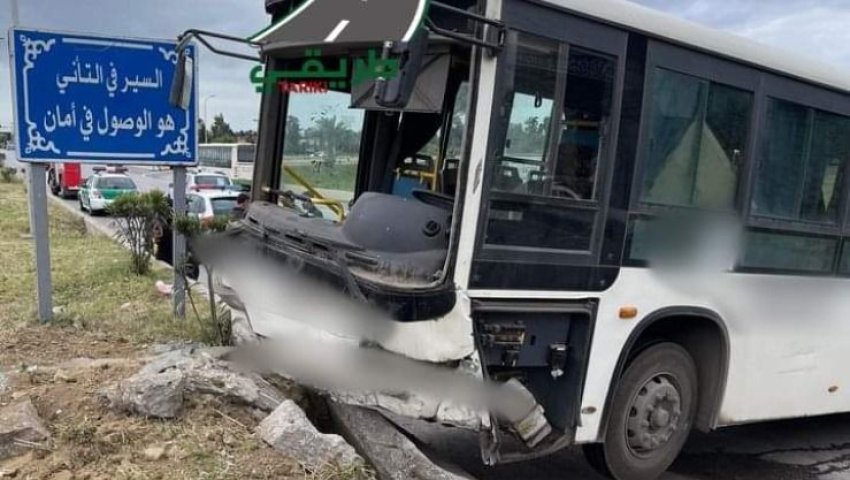 Nouvel accident de bus à El-Bouni : 16 personnes blessées