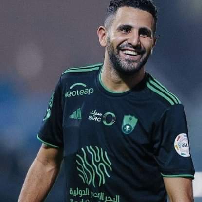 La Sélection Algérienne en pleine préparation : Le Casse-Tête de Petkovic avec Mahrez