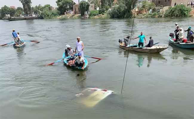 Égypte : Un minibus transportant des ouvrières, chute dans le Nil, dix morts confirmés