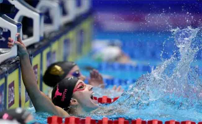 La nageuse américaine Regan Smith établit un nouveau record mondial sur 100 m dos