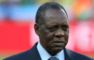 Décès d’Issa Hayatou : Un titan du football africain s’éteint à 77 ans