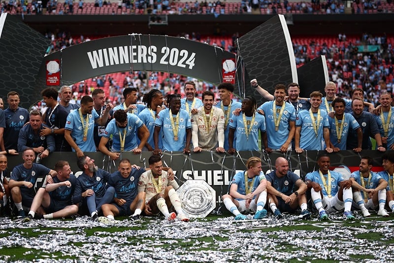 Manchester City remporte le Community Shield  après une séance de tirs au but contre Manchester United