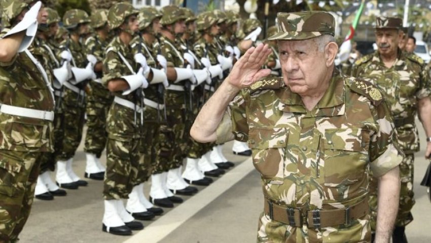 Visite de Saïd Chanegriha en Oran : Une opération de façade pour masquer les lacunes de l'Armée nationale populaire