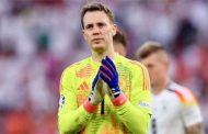 Manuel Neuer raccroche ses gants : Fin de carrière internationale pour un gardien légendaire