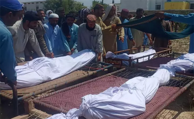 Attaques Violentes au Pakistan : Plus de 38 civils morts dans des assauts séparatistes et perturbations majeures