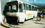 Accident de bus à Blida : 11 blessés devant le stade Mustapha Tchaker