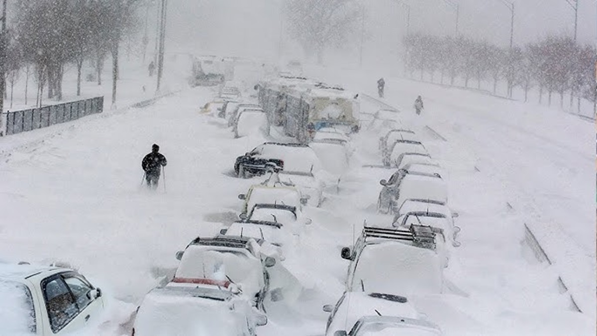 Afrique du Sud : Chutes de neige inattendues et perturbations majeures sur les routes