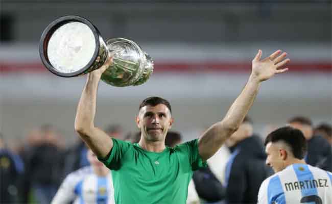 Le Gardien Argentin Emiliano Martinez : De Héros à Zéro, Suspendu par la FIFA