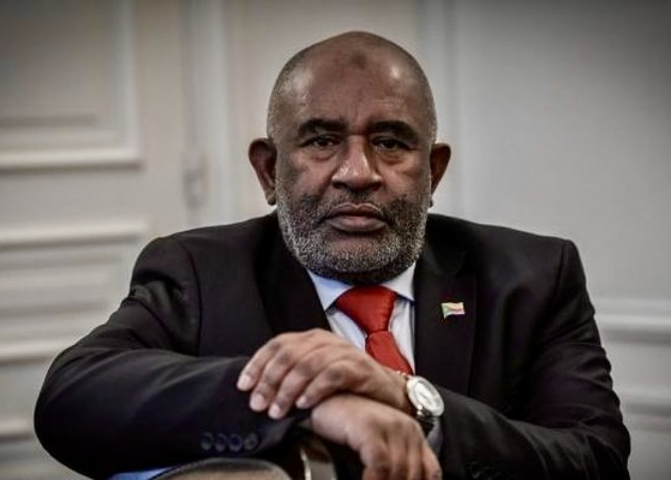 Comores : le président Azali Assoumani victime d'une attaque au couteau lors d'un hommage funéraire