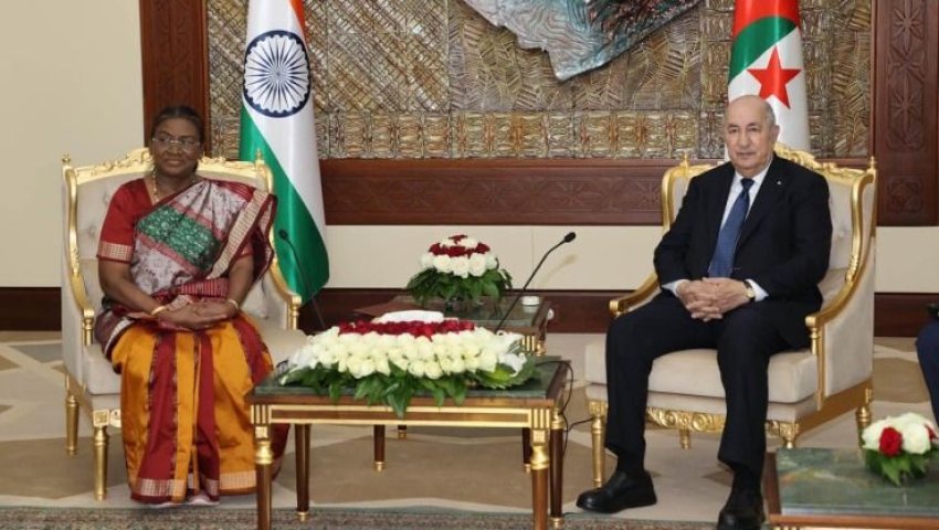 Entretien entre le Président Tebboune et la Présidente indienne Droupadi Murmu lors de sa visite d'État en Algérie