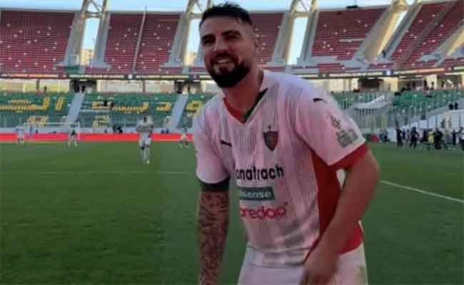 Ligue 1 Mobilis : Andy Delort s'illustre dès son premier match avec le MC Alger