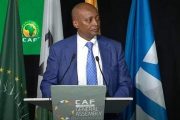 Patrice Motsepe se lance pour un deuxième mandat à la tête de la CAF