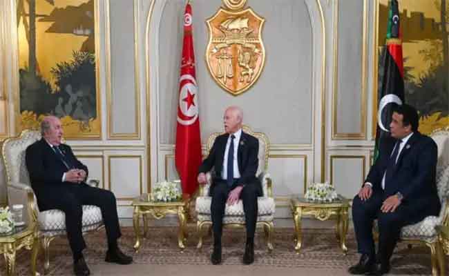 Sommet Trilatéral Algérie-Libye-Tunisie : Coopération économique et sécuritaire ou répétition d’une diplomatie sans impact ?