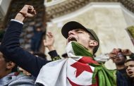 Le Hirak pourrait-il renaître des files d’attente pour le café, cet élément essentiel à l’apaisement des humeurs déjà agitées des Algériens ?