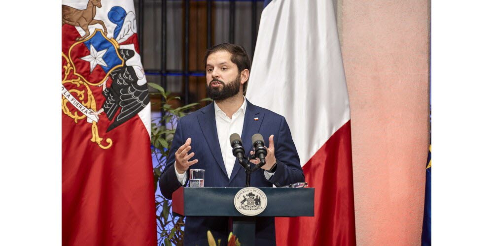 Chili : Le président Gabriel Boric face à une plainte pour harcèlement sexuel et diffusion de documents privés