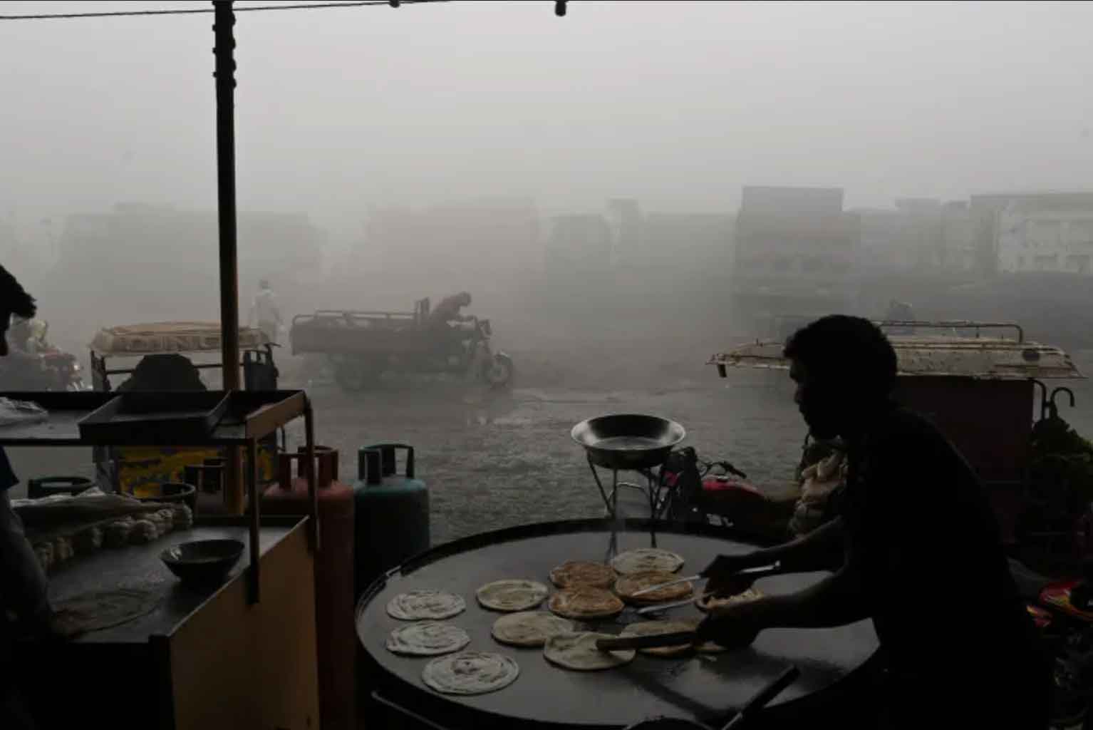 Pakistan: Les écoles fermées face à une pollution de l'air record