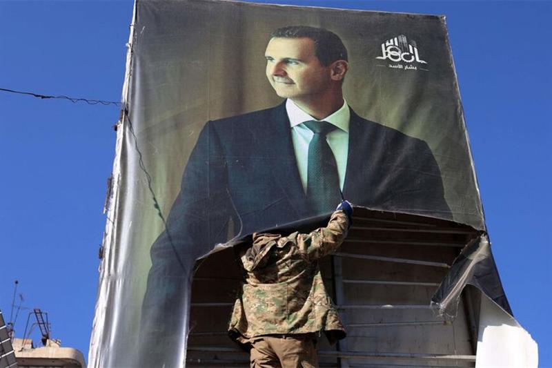 Pourquoi la guerre en Syrie reprend-elle ? À quels défis le régime d'Assad est-il confronté ?