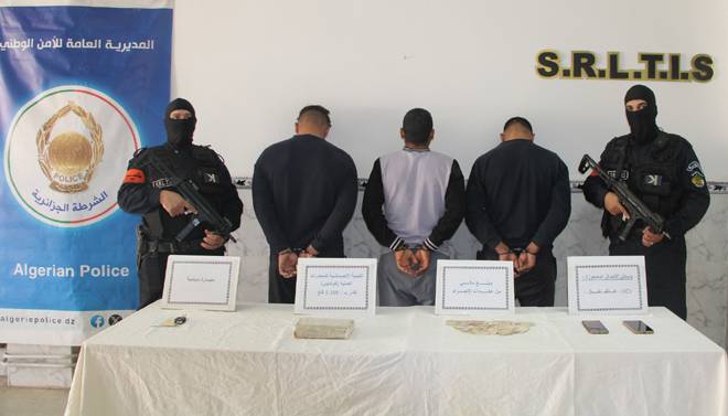 Saisie de 1,150 kg de cocaïne et arrestation de 3 personnes à Annaba