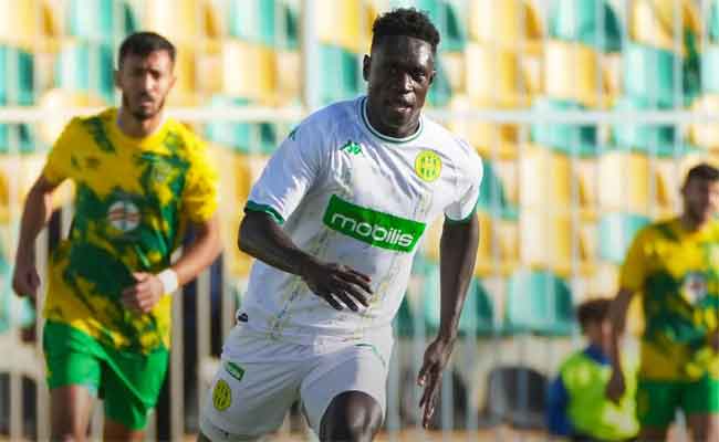 Ligue 1 : La JS Kabylie contestée face à la JS Saoura, l'arbitrage sous le feu des critiques