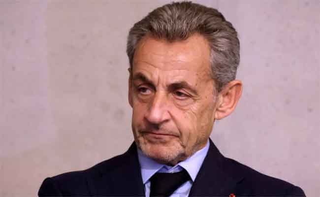 Sarkozy condamné à porter un bracelet électronique : La Fin d’une Immunité Présidentielle ?