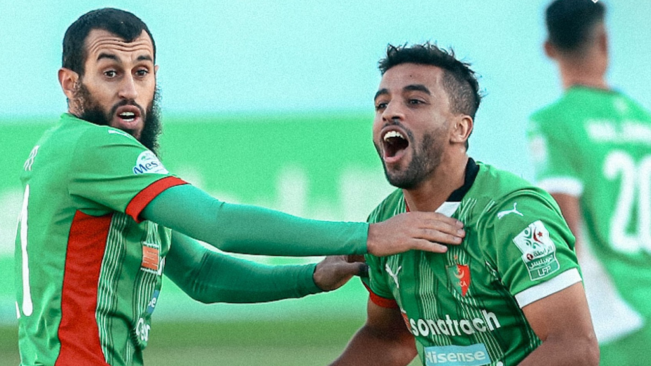 Le MC Alger surclasse Ben Aknoun (3-0) et file en 16es de finale