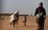 Record d’expulsions de migrants par l’Algérie vers le Niger en 2024 : des milliers abandonnés dans le désert nigérien dans des conditions inhumaines