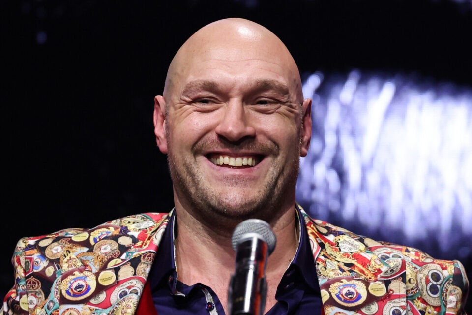 Tyson Fury annonce sa retraite à 36 ans après une carrière légendaire