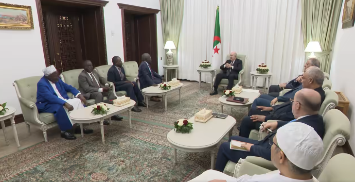 Algérie-Ouganda : des selfies diplomatiques au lieu de solutions économiques ?