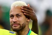 Brésil : Les larmes de Neymar, entre passion et désarroi après une nouvelle blessure