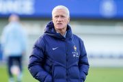 « Un problème avec les Algériens » : Deschamps sous le feu des critiques, la FFF riposte avec une plainte !